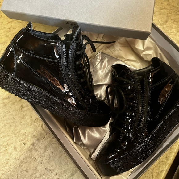 Giuseppe Zanotti Sneaker - Picture 1 of 1